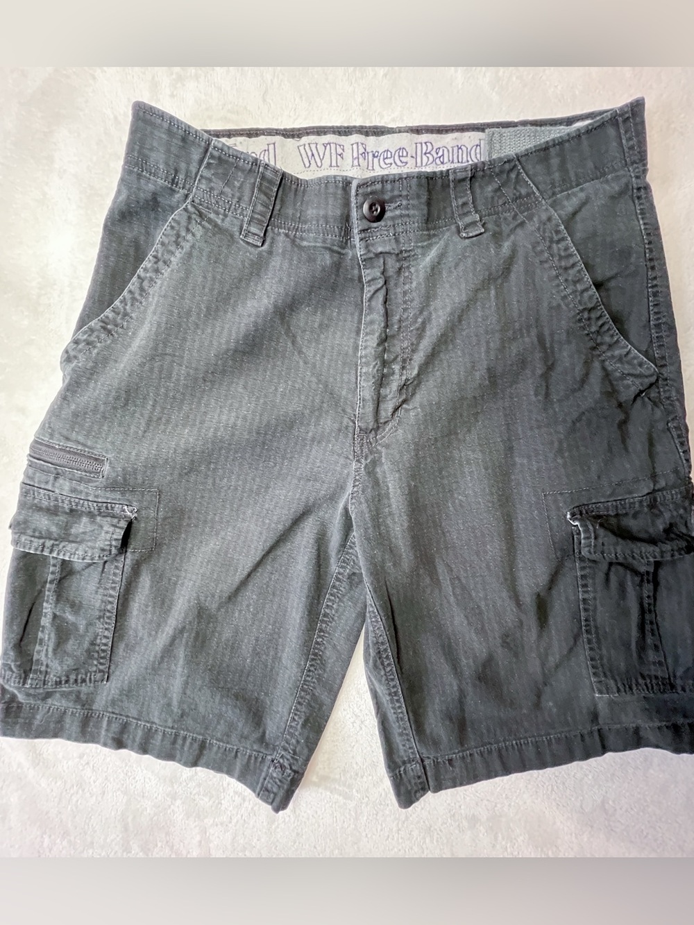 Wear First Men's Free-Band Cargo Shorts in Dark Gray 7 Pockets Cotton Spandex